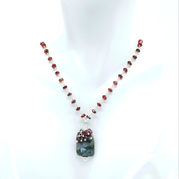 Jewelry - Larvikite and Garnet Pendant Necklace